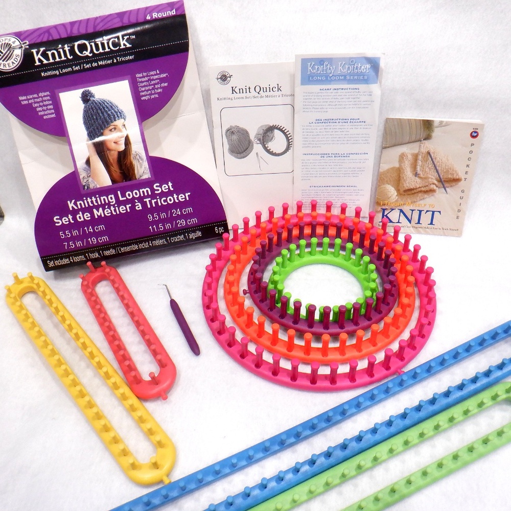Loops & Threads Knit Quick Round Knitting Loom Set - Picture 7 of 8